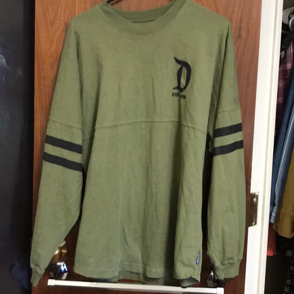 Disneyland Resort Jersey Size Medium Authentic